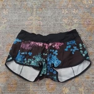Lululemon Speed Up Short